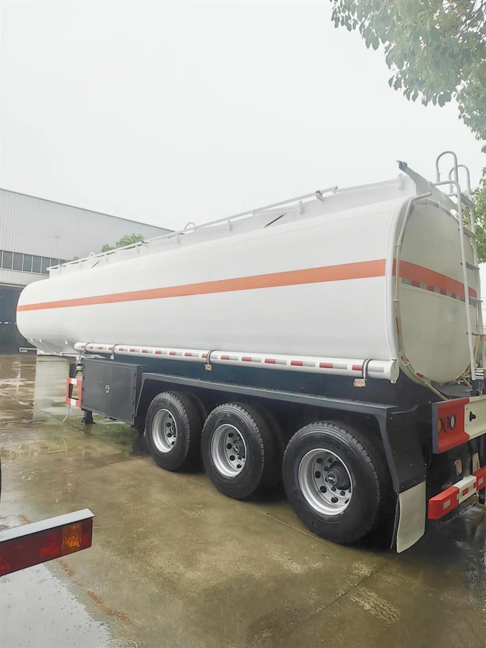 30000-liters-leachate-tanker-trailer882cd