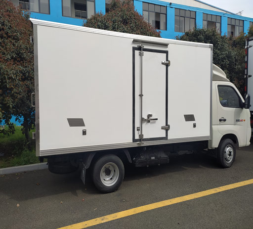 EURO6_gasoline_foton__1.5ton_mini_refrigerated_truck-3