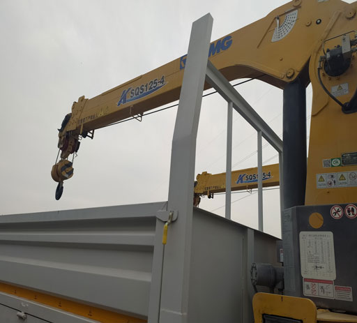 FAW_10ton_xcmg_truck_mounted_crane-2