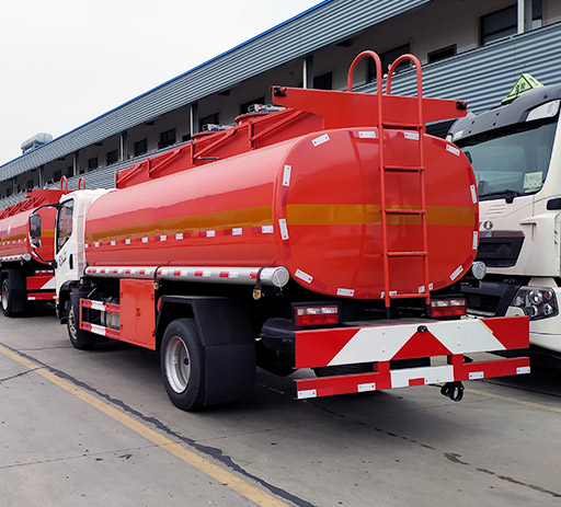 FAW_8_m³oil_tank_truck_with_fuel_dispenser-3