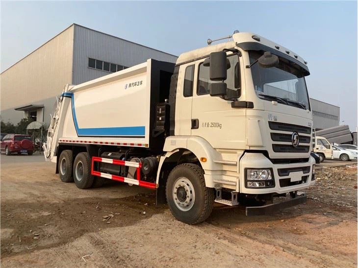 automated-side-rear-lift-garbage-truck02110423975