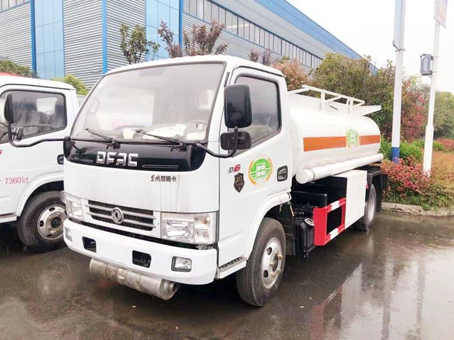 dongfeng-8000l-fuel-tank-truck-hot-sale44075156-7bb2-493f-814a-09683dc3db14