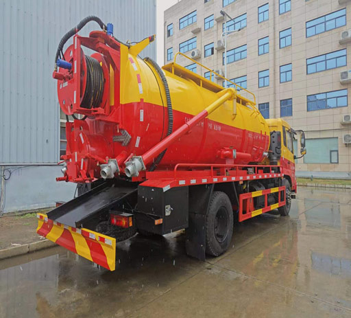 dongfeng_15cbm_high_pressure_cleaning__sewage_suction_truck-2