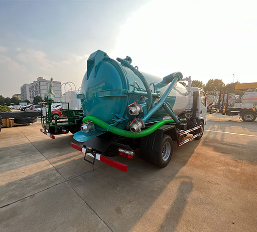 dongfeng_5m³_vacuum_sewage_suction_truck-3