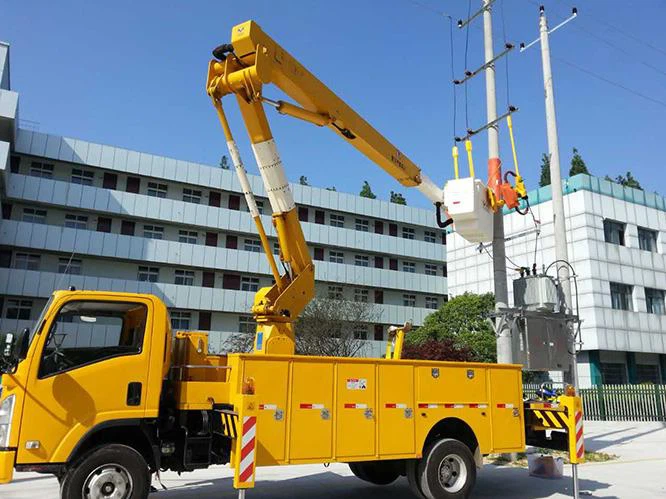 electric-utility-12-5m-insulated-bucket-truck23286631485