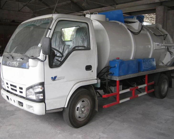 isuzu-kitchen-waste-garbage-truck47467409944