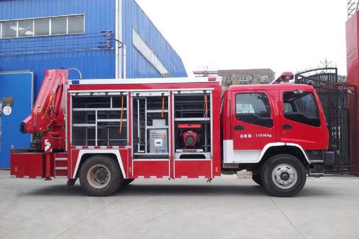 isuzu-rescue-fire-truck51314351106